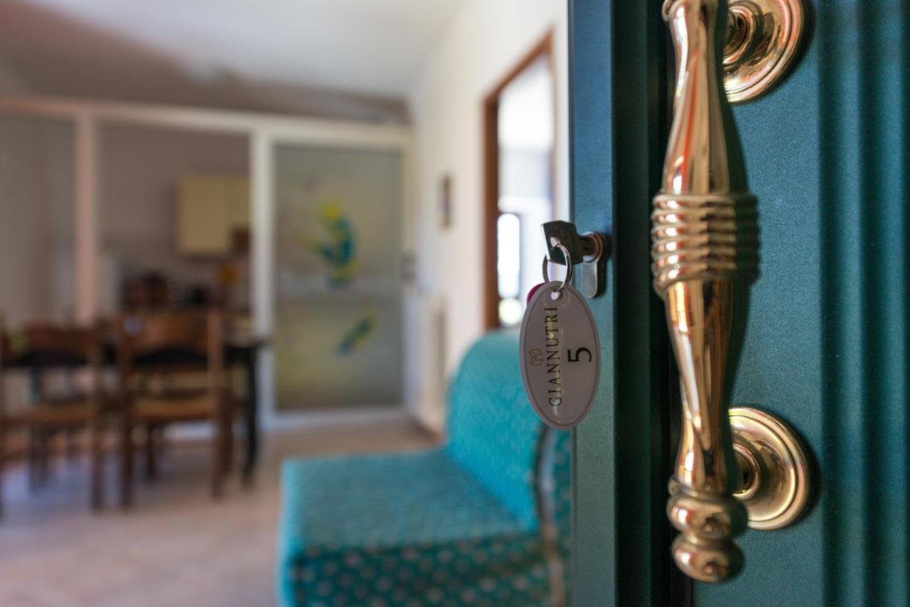 Agriturismo Le Vecchie Scuole Campiglia Marittima Buitenkant foto
