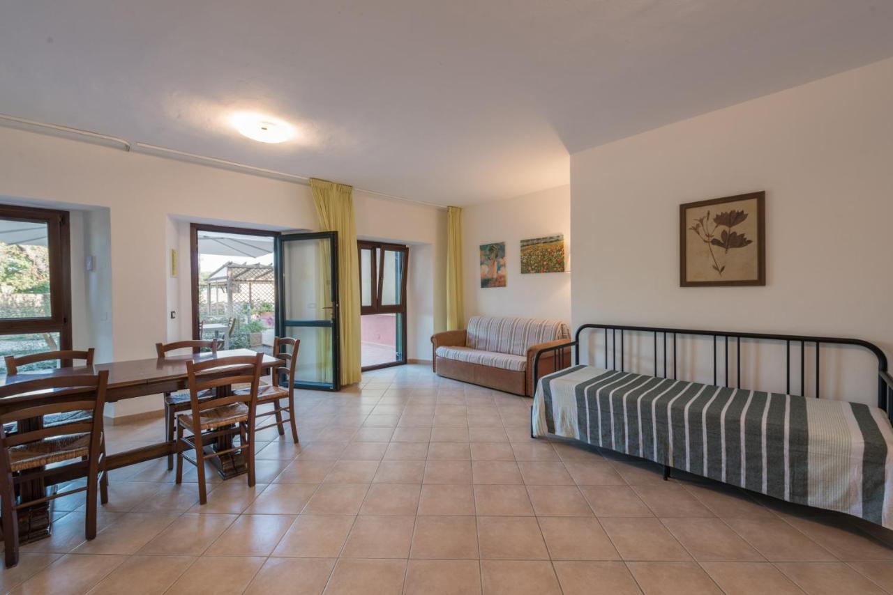 Agriturismo Le Vecchie Scuole Campiglia Marittima Buitenkant foto